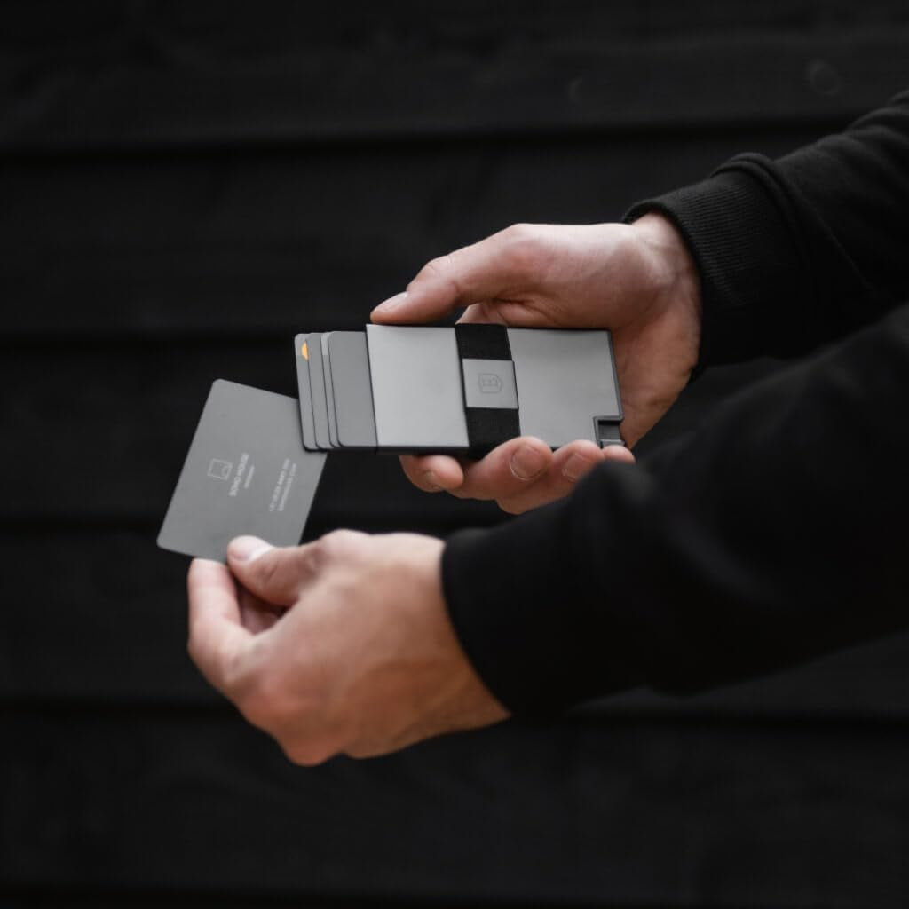 Aluminum Cardholder Wallet for Men | Metal Wallets with RFID Blocking Layer | Slim & Minimalist Aluminum Wallet with Push Button for Quick Card Access